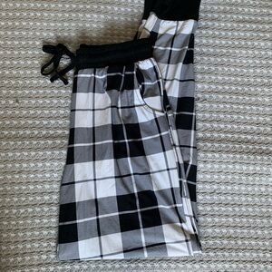 Ardene Women's Monochrome Plaid Pajama Pants